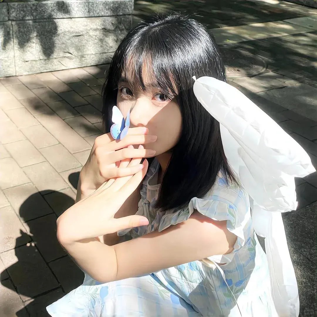 别穿越时空了,恋人们封面